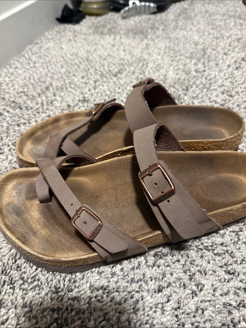Birkenstock Women's Brown Cross-Strap Buckle Sandals